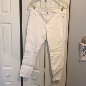 New York and Company white Ankle Jeans size 12